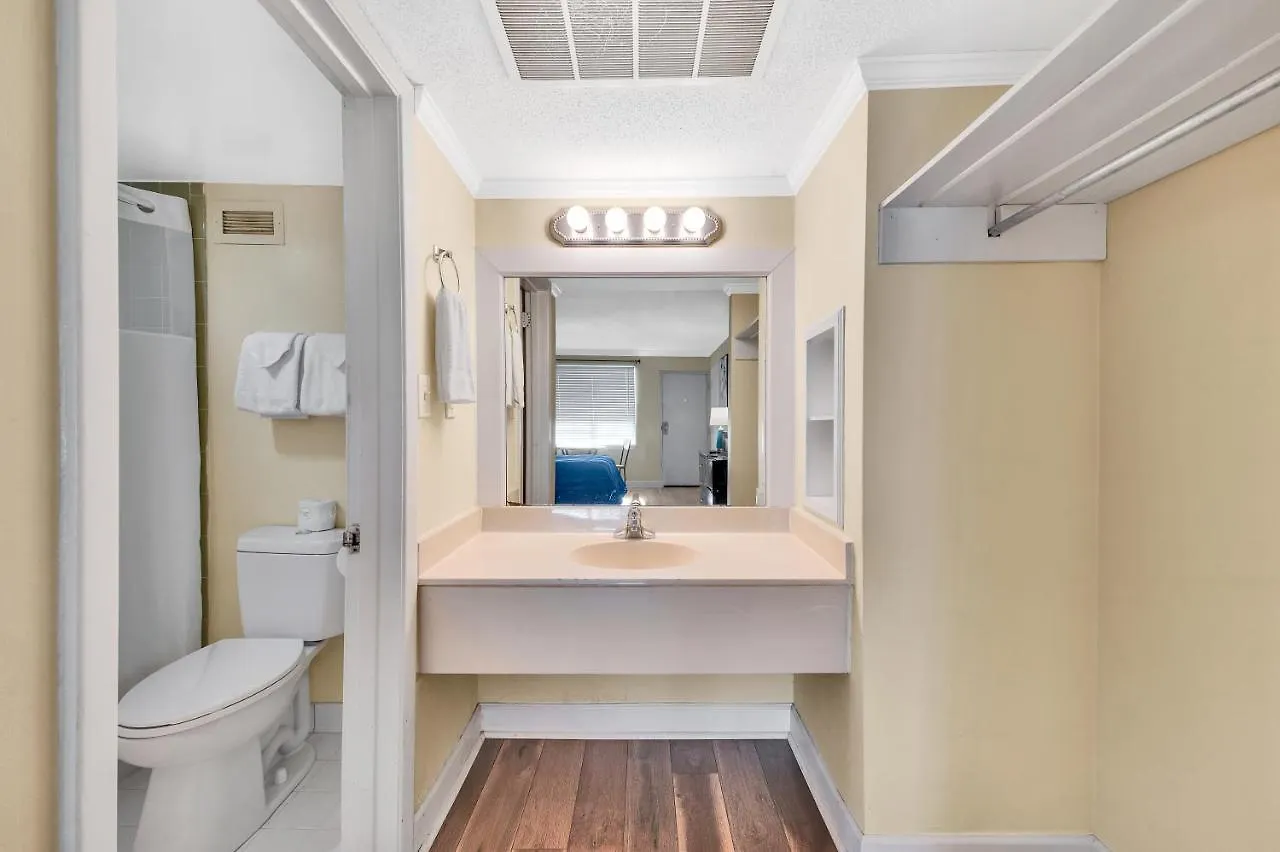 Residences At Windsor Charlotte