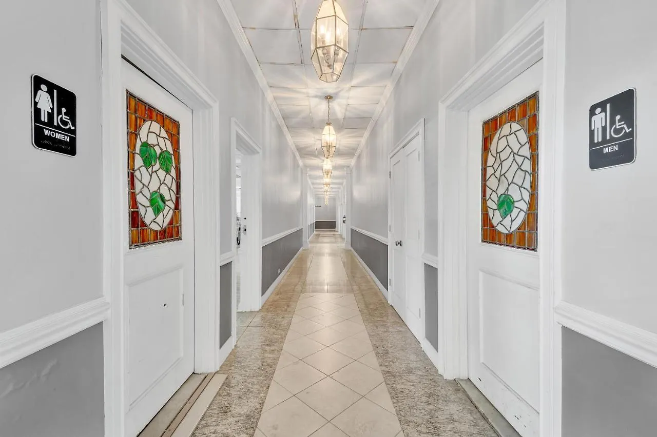 Residences At Windsor Charlotte 5*,